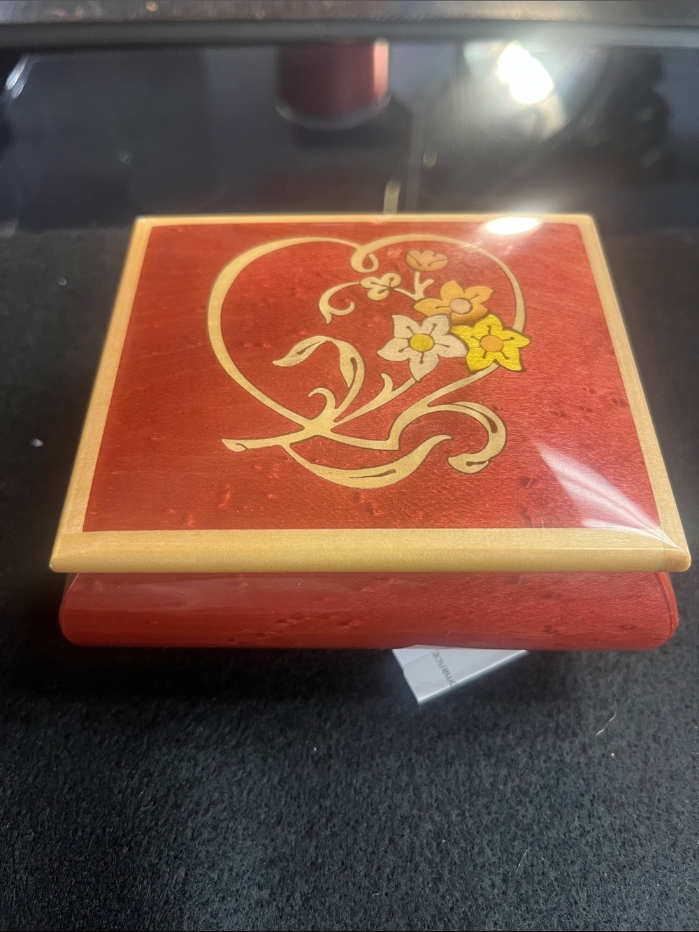 Music box Floral Heart Decorative